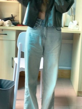 建议标题:“纯色袜子日系百搭穿搭