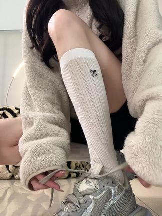 “小腿袜的神奇保暖效果:天气太冷不得不穿!