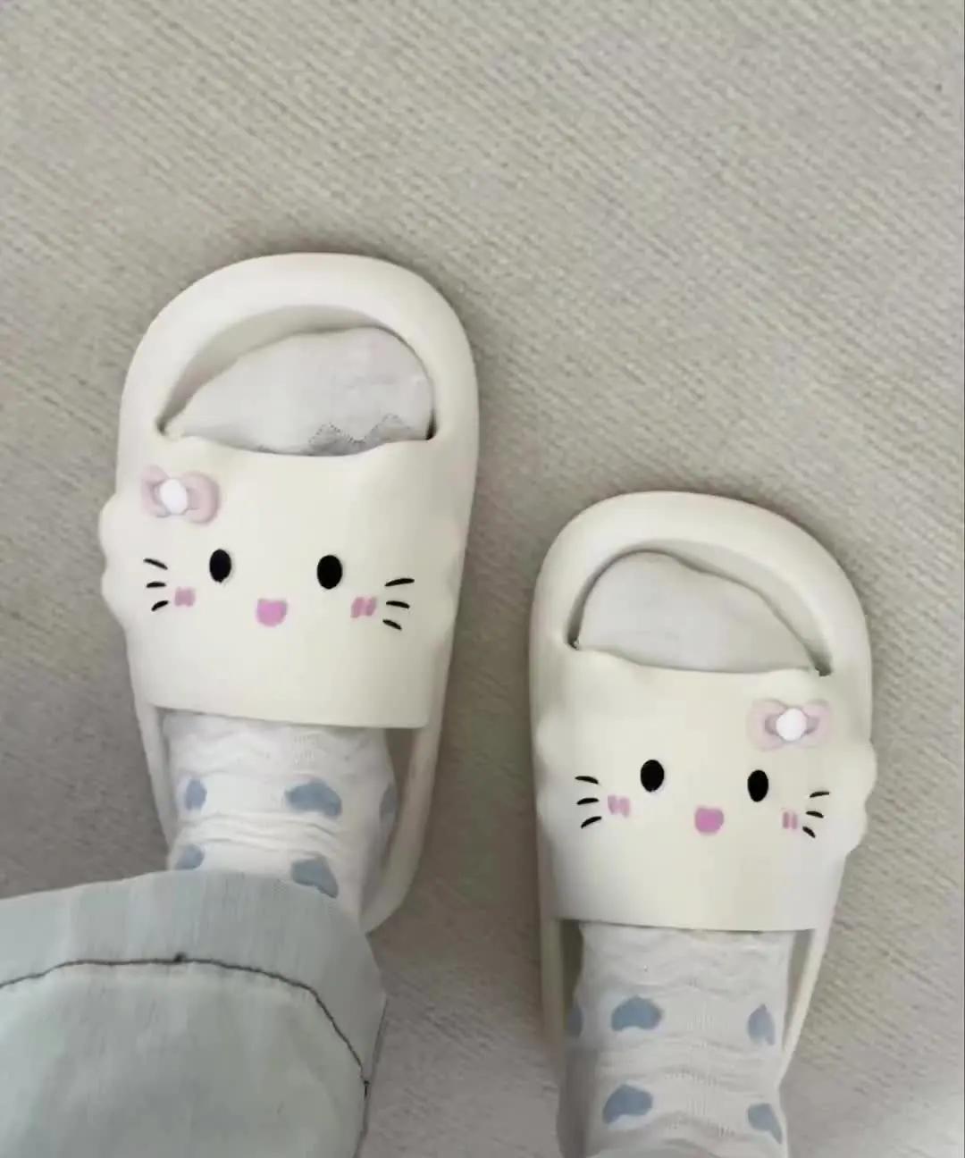 囤积超量一百双袜子