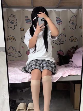 快@你的另一半试试情侣款袜子吧