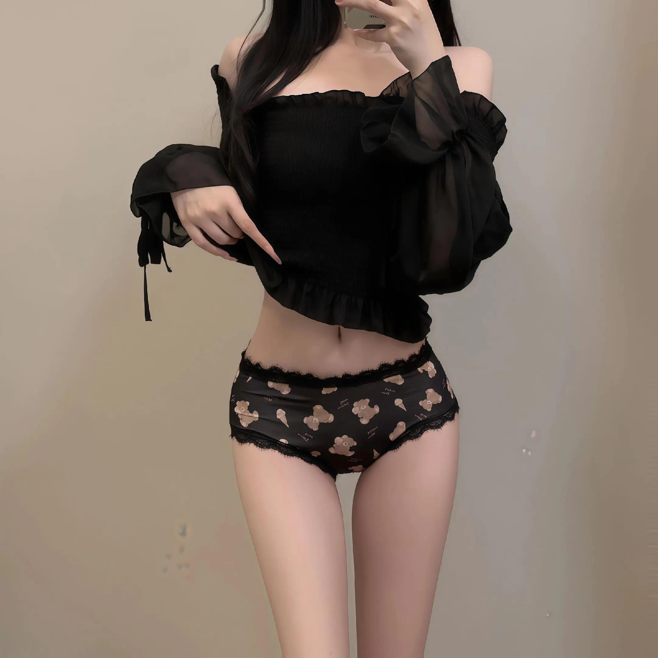 这款夏日爆款原味舒服蕾让你轻松显大又显圆!3D立体剪裁不压胸更承托好身材,超薄1cm杯垫舒适升级,小胸也能穿出自然饱满感哦~