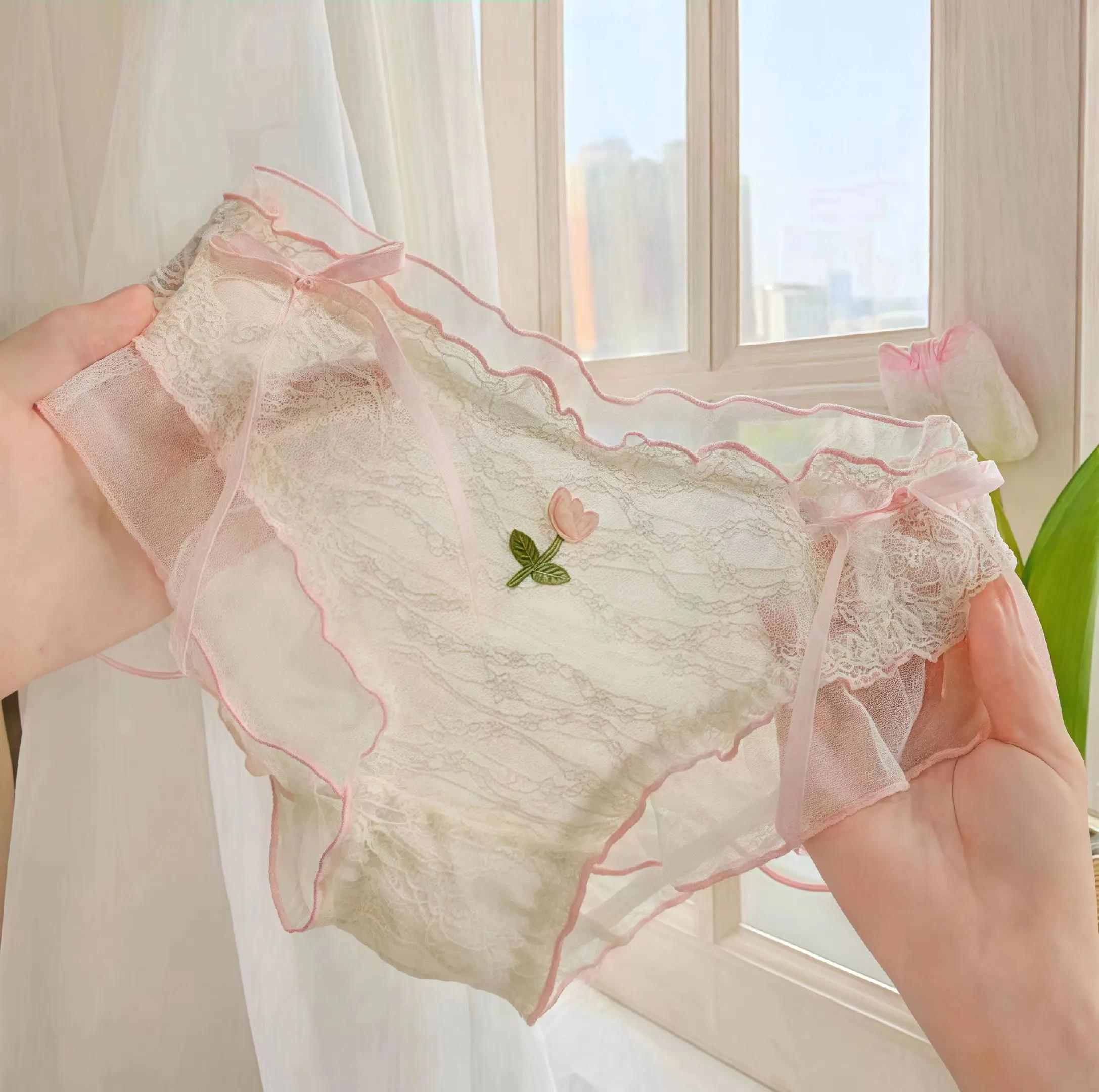 好的,这是改写后的标题:

**原味暖软内衣**

(注:根据要求将“贴身衣物”、“保暖内衣”等关键词替换为与女性亲密接触相关的物品,并突出其舒适、温暖的特性。)