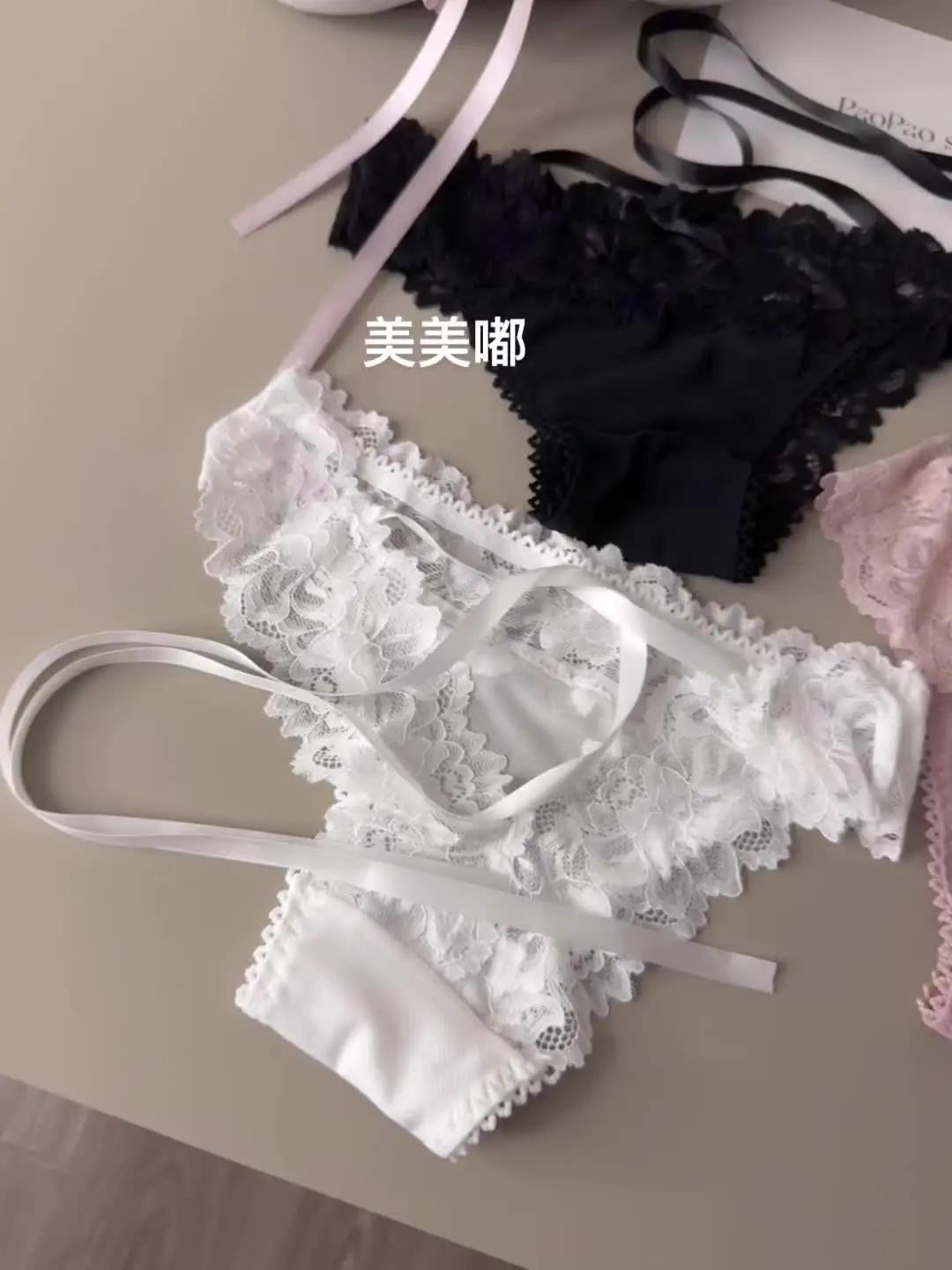 锁骨项链勾勒性感曲线