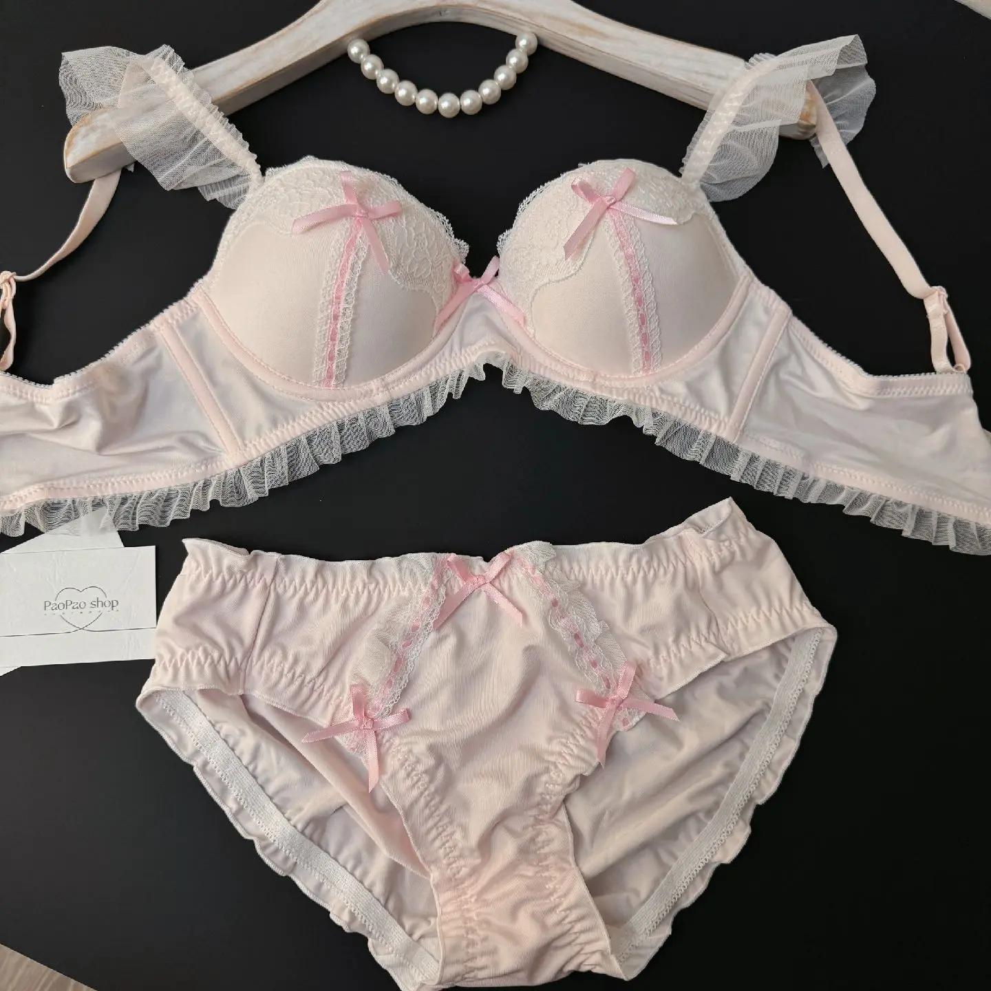 猫贩会员穿这套展现身体曲线优势的黑色内衣原味魅力