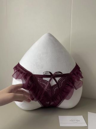 原味蕾丝打底裤,穿上裙子也不尴尬