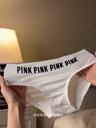 亲肤无痕内裤,聚拢显形设计让曲线更自然!