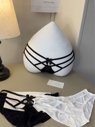 锁骨魅影:展现完美小肚曲线