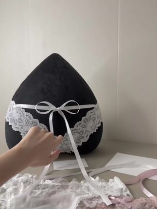 原味缎面文胸,少女感满分