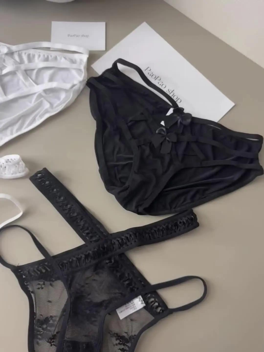 小巧身材原味展示,锁骨到腹肌的完美曲线