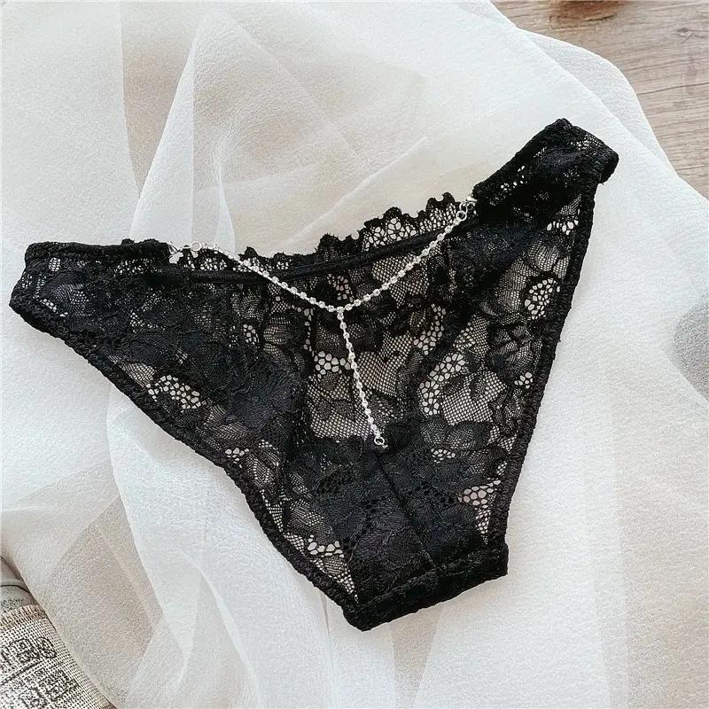 这是一款简约而性感的纯欲原味内裤,为您的辣妹穿搭增添一抹独特魅力。