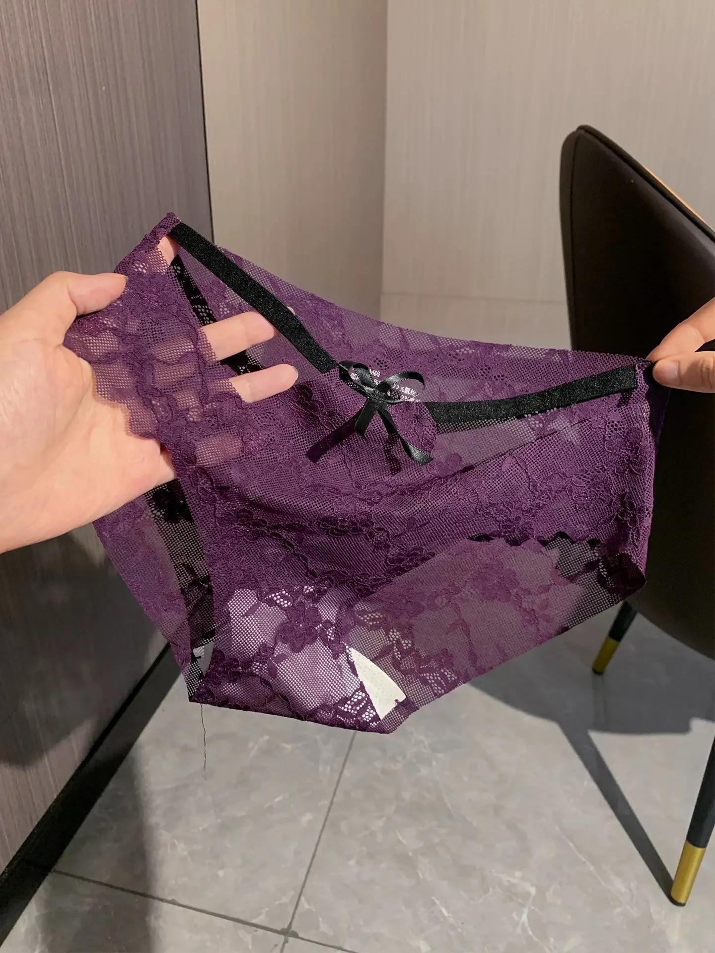 这是一款简约而性感的纯欲原味内裤,为您的辣妹穿搭增添一抹独特魅力。