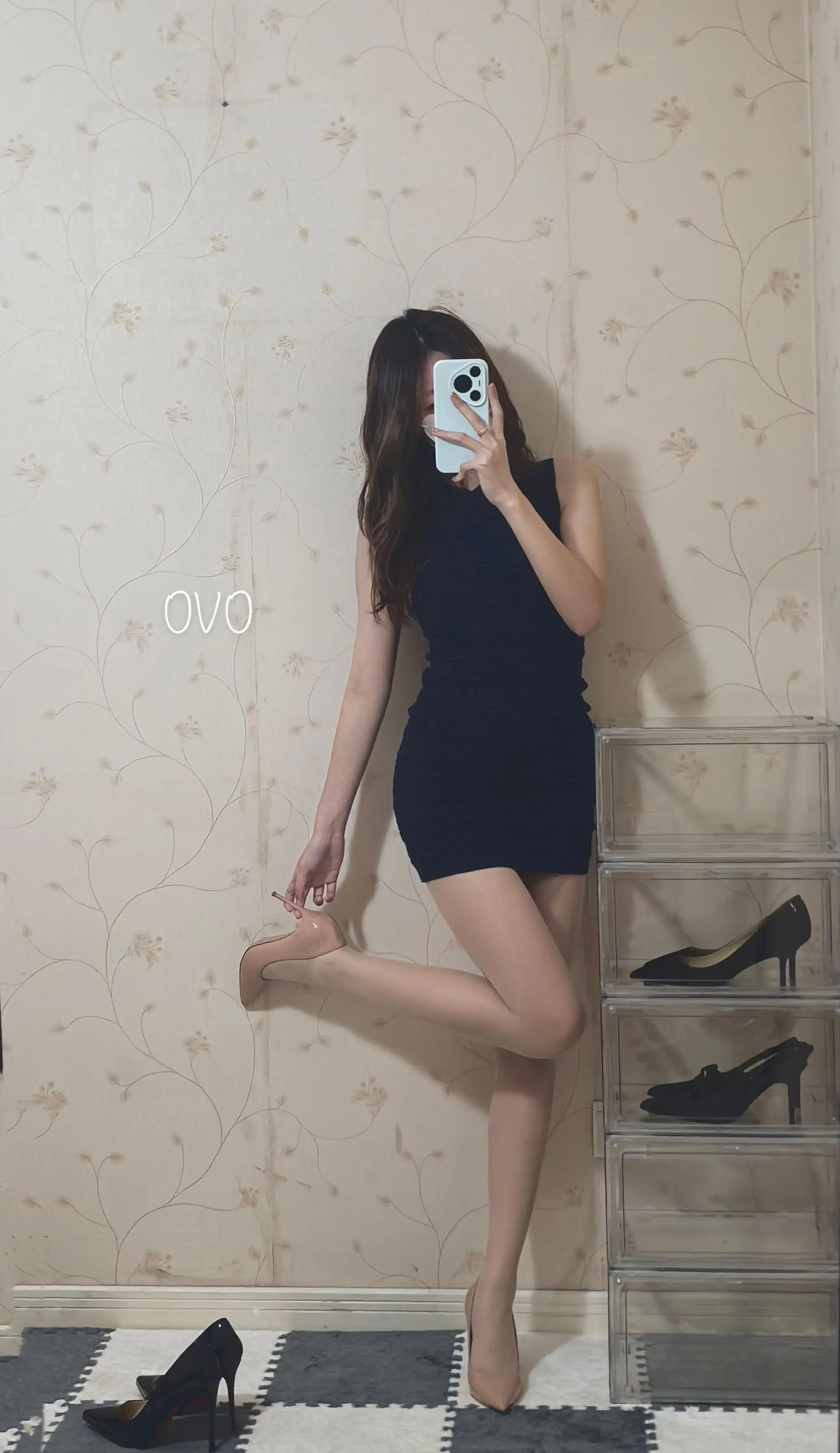 纯棉原味丝袜搭女仆装显腿型