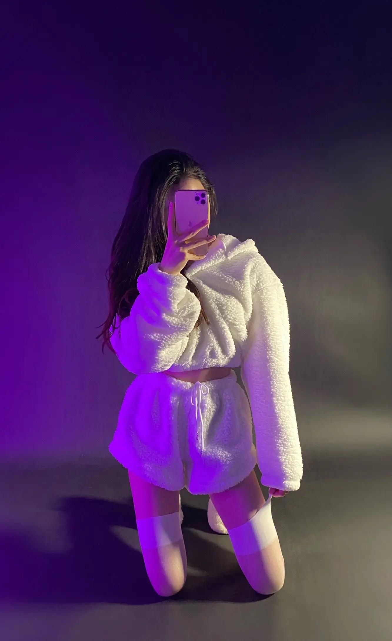 小情郎教你用原味丝袜拍出迷人穿搭照!