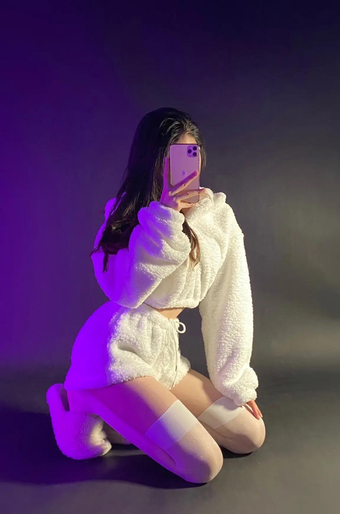 小情郎教你用原味丝袜拍出迷人穿搭照!