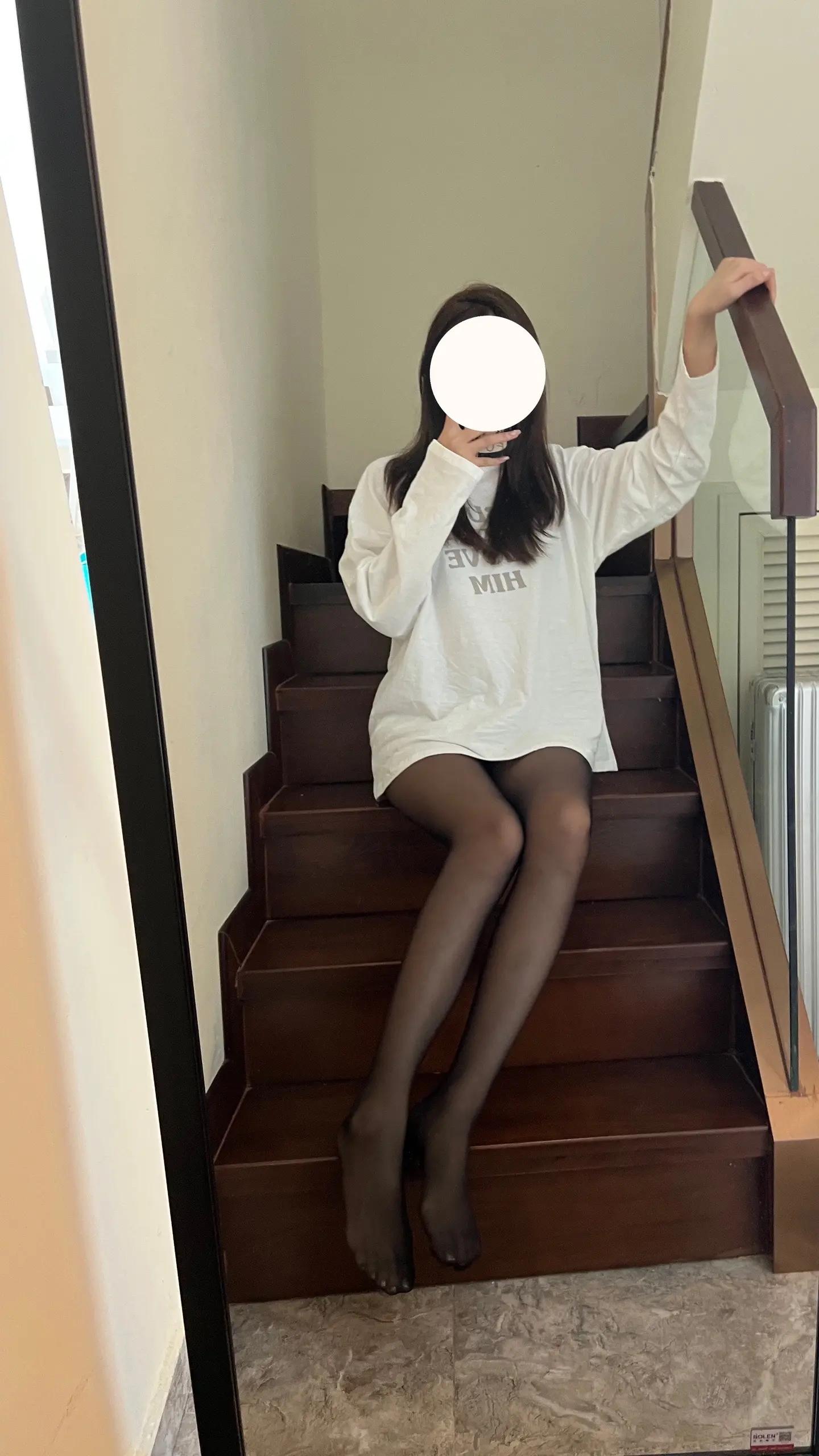 自在原味感穿搭黑丝自拍