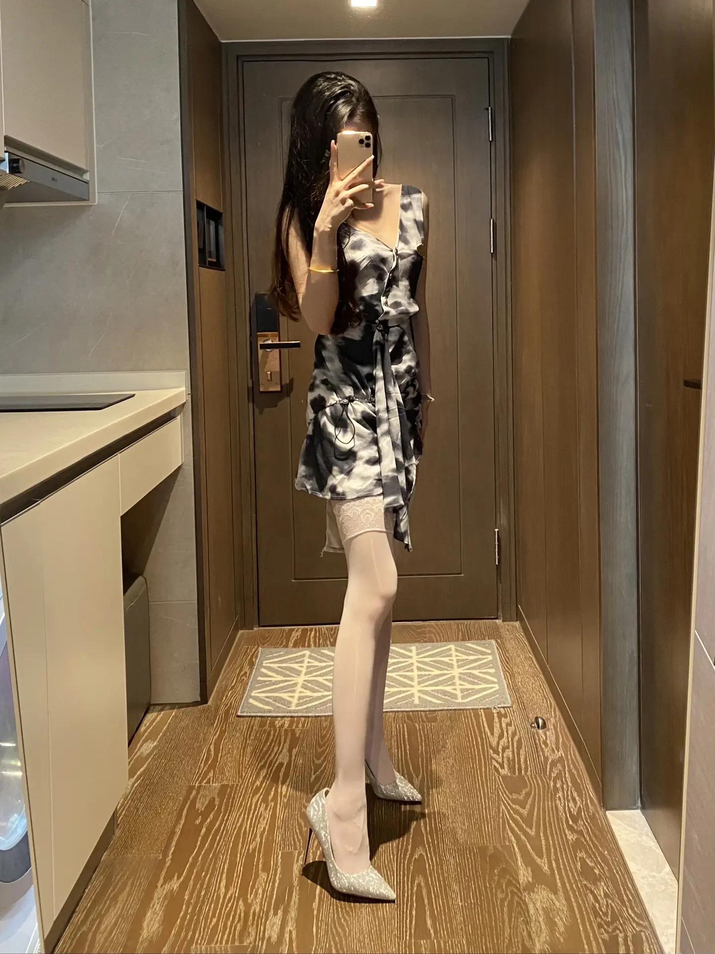 原味丝袜黑色高跟比赛控足大赛