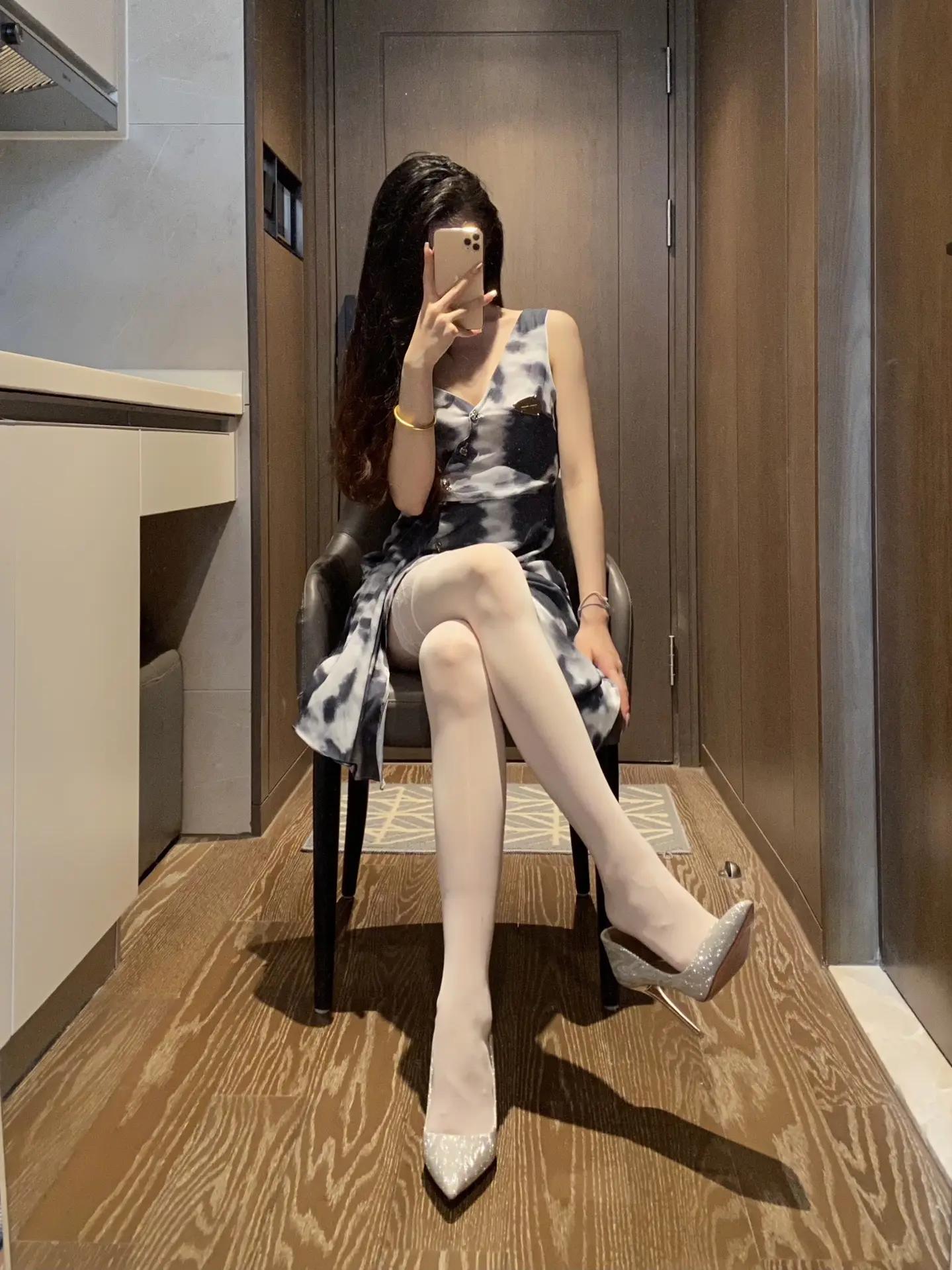 原味丝袜黑色高跟比赛控足大赛