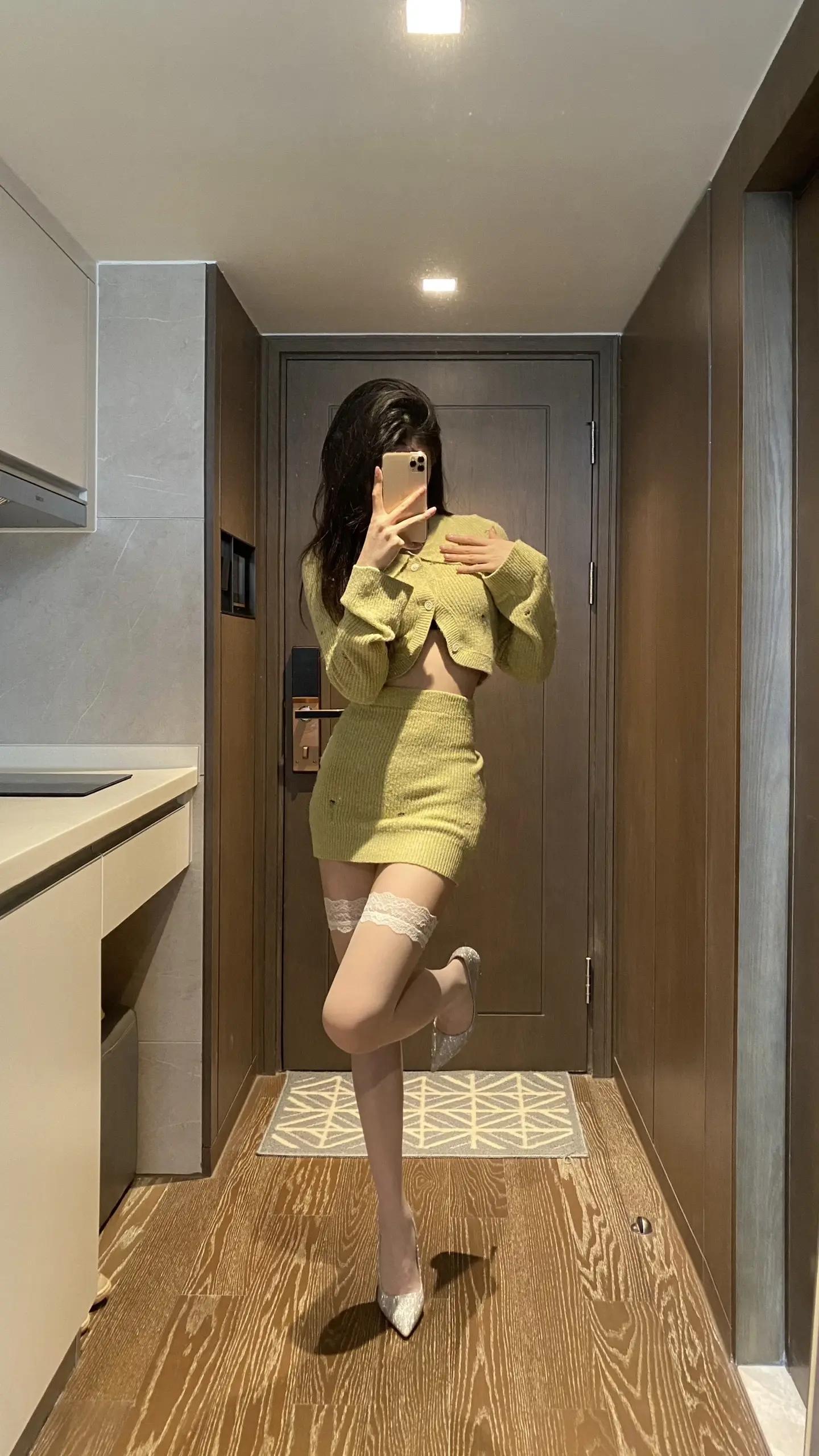 原味丝袜:从诱惑到恋足的魅力之旅