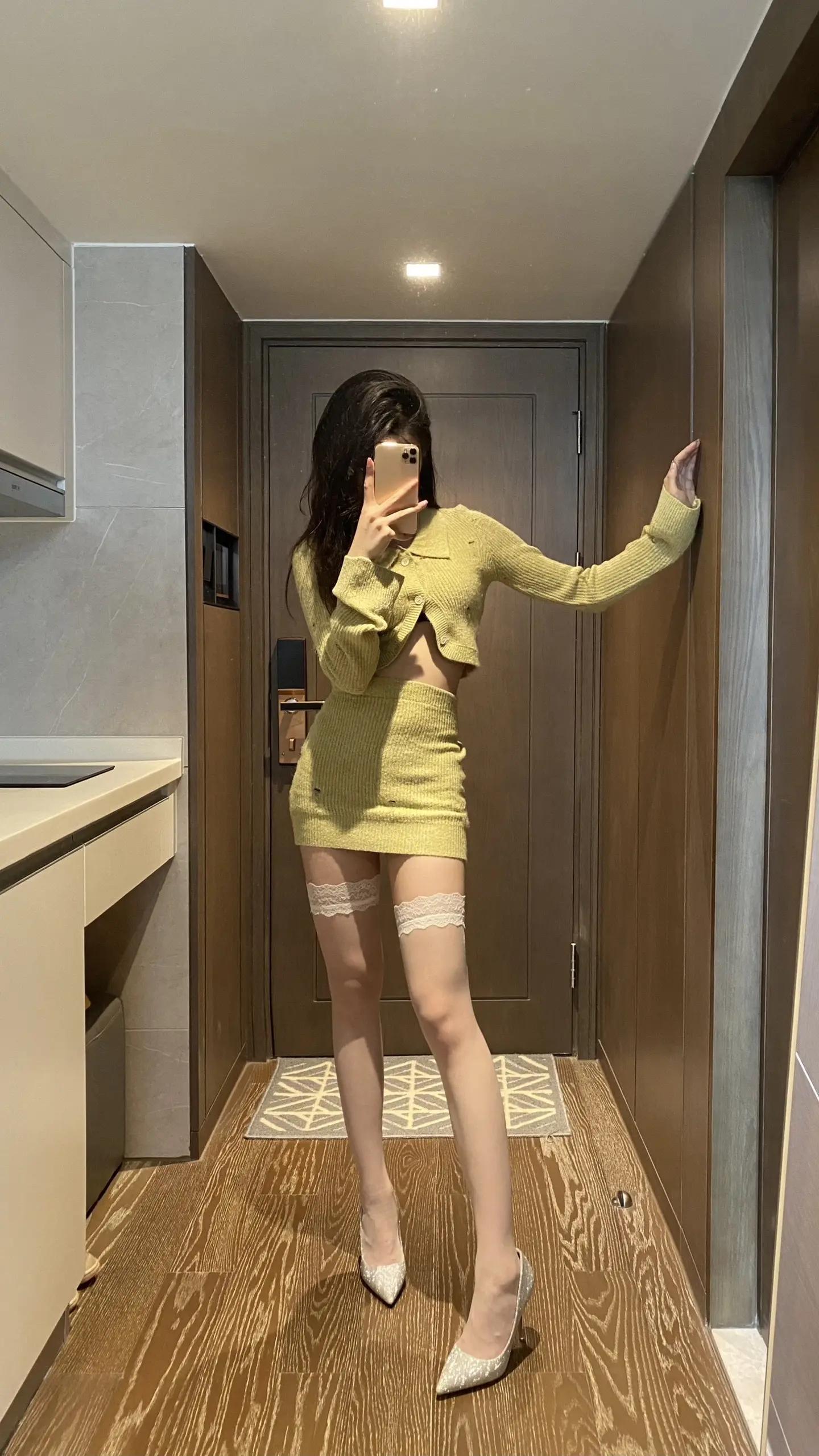 原味丝袜:从诱惑到恋足的魅力之旅