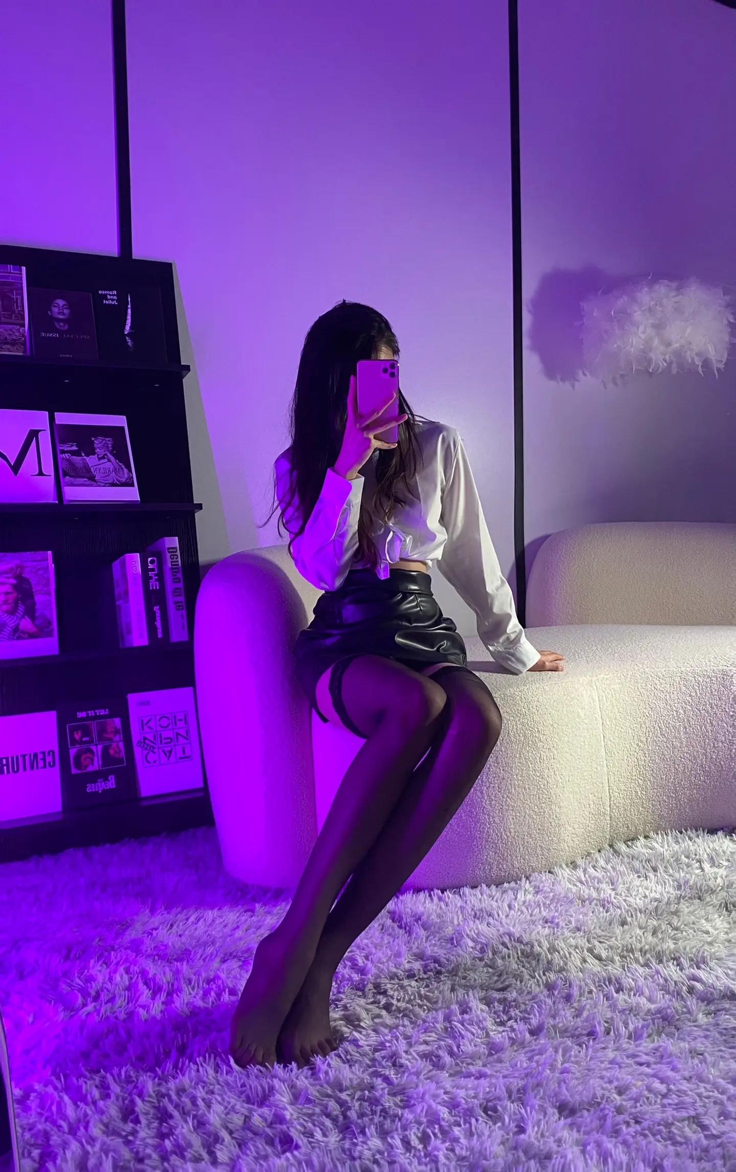 纯天然原味丝袜 穿戴照镜子拍腿体验