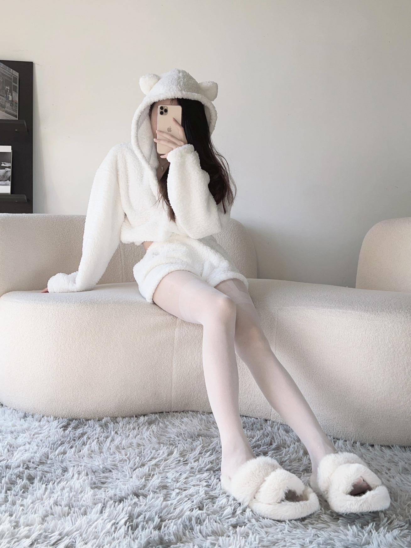 爱不需要反复触摸自己的原初本能