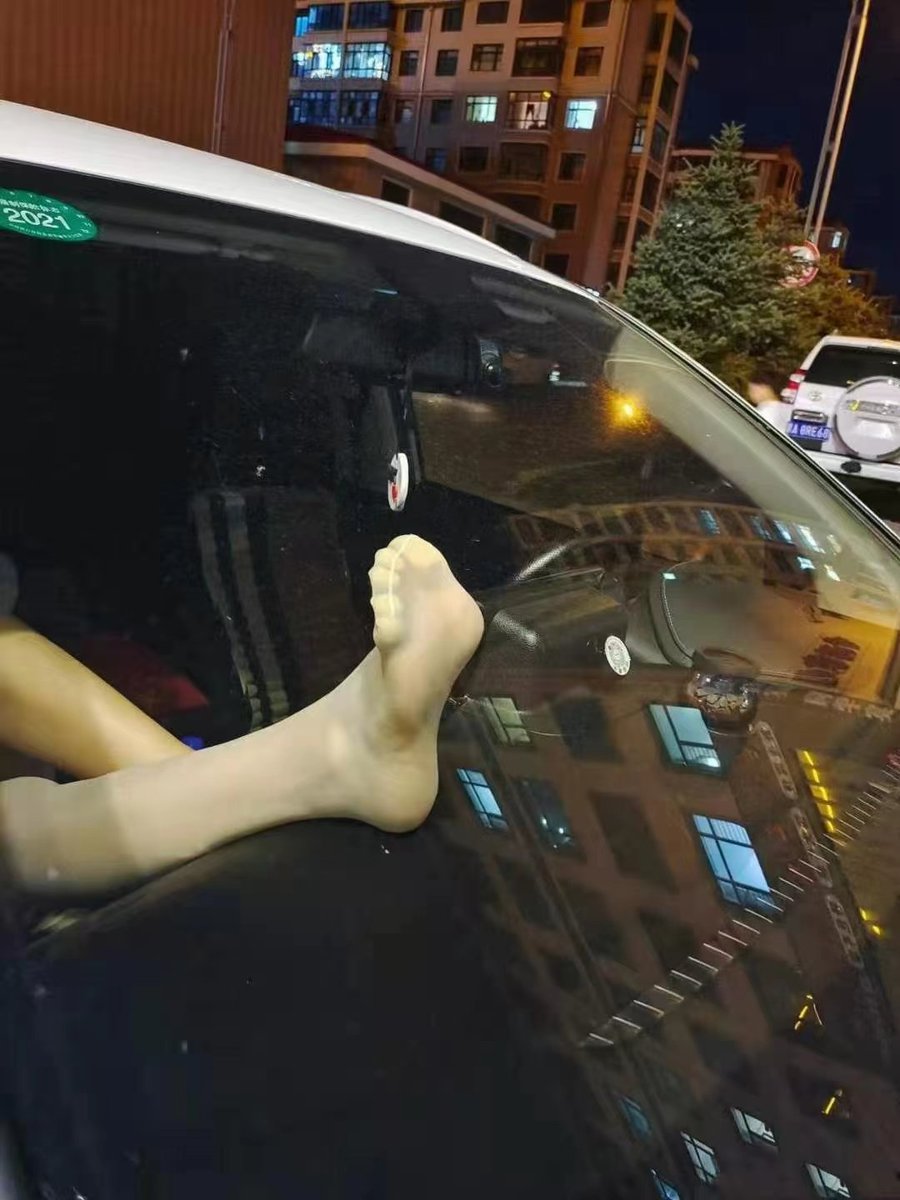 纯天然原味丝袜 女孩最爱白丝美腿少女