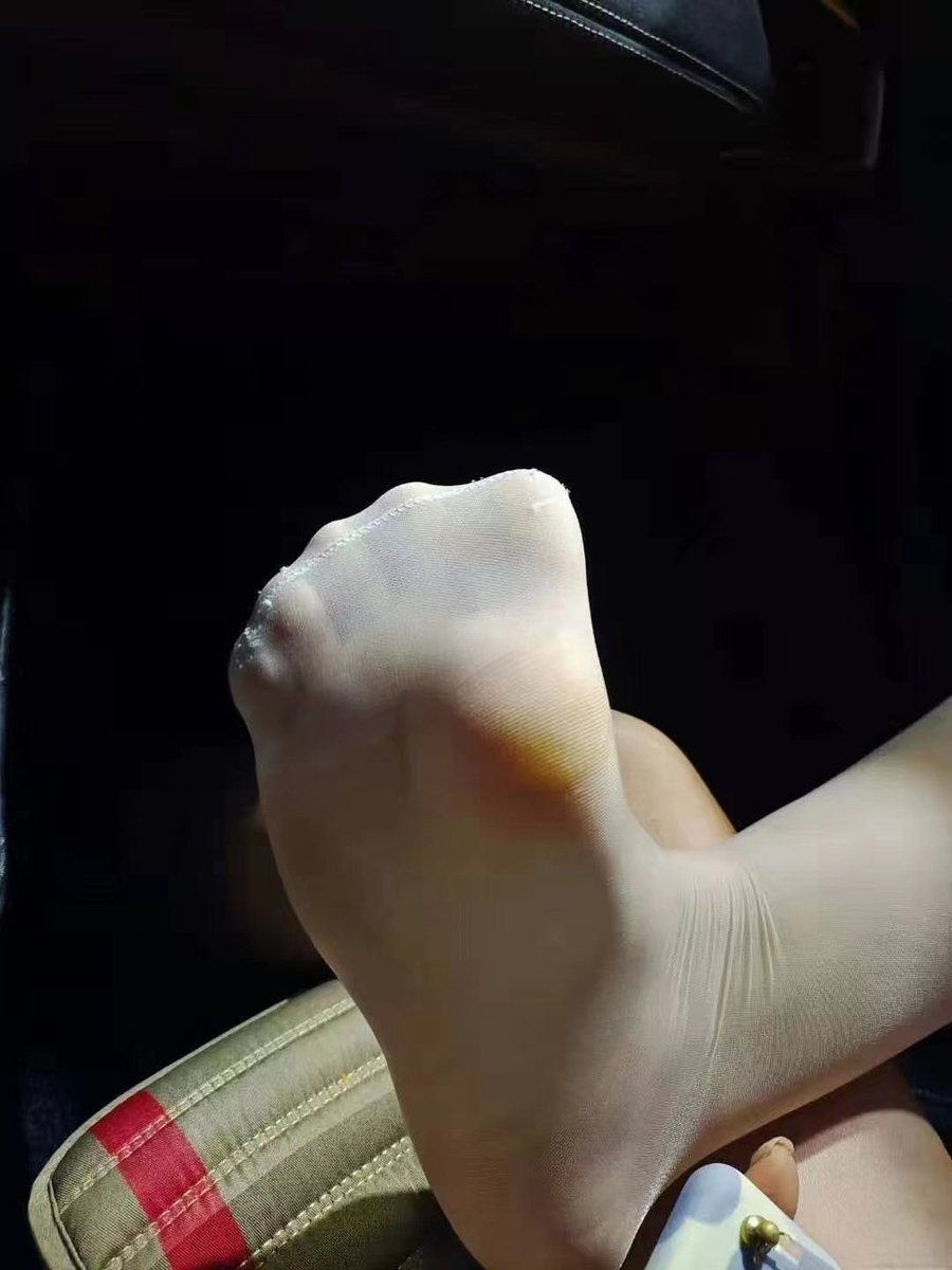 纯天然原味丝袜 女孩最爱白丝美腿少女