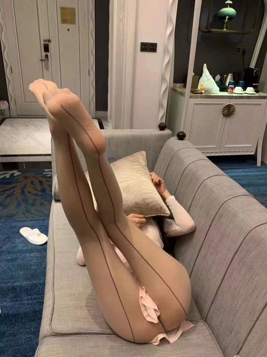 贴身感受真实魅力 - 原味黑丝诱惑