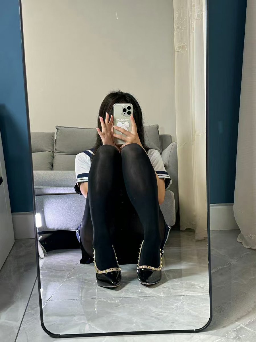 穿原味丝袜的第一反应是什么4