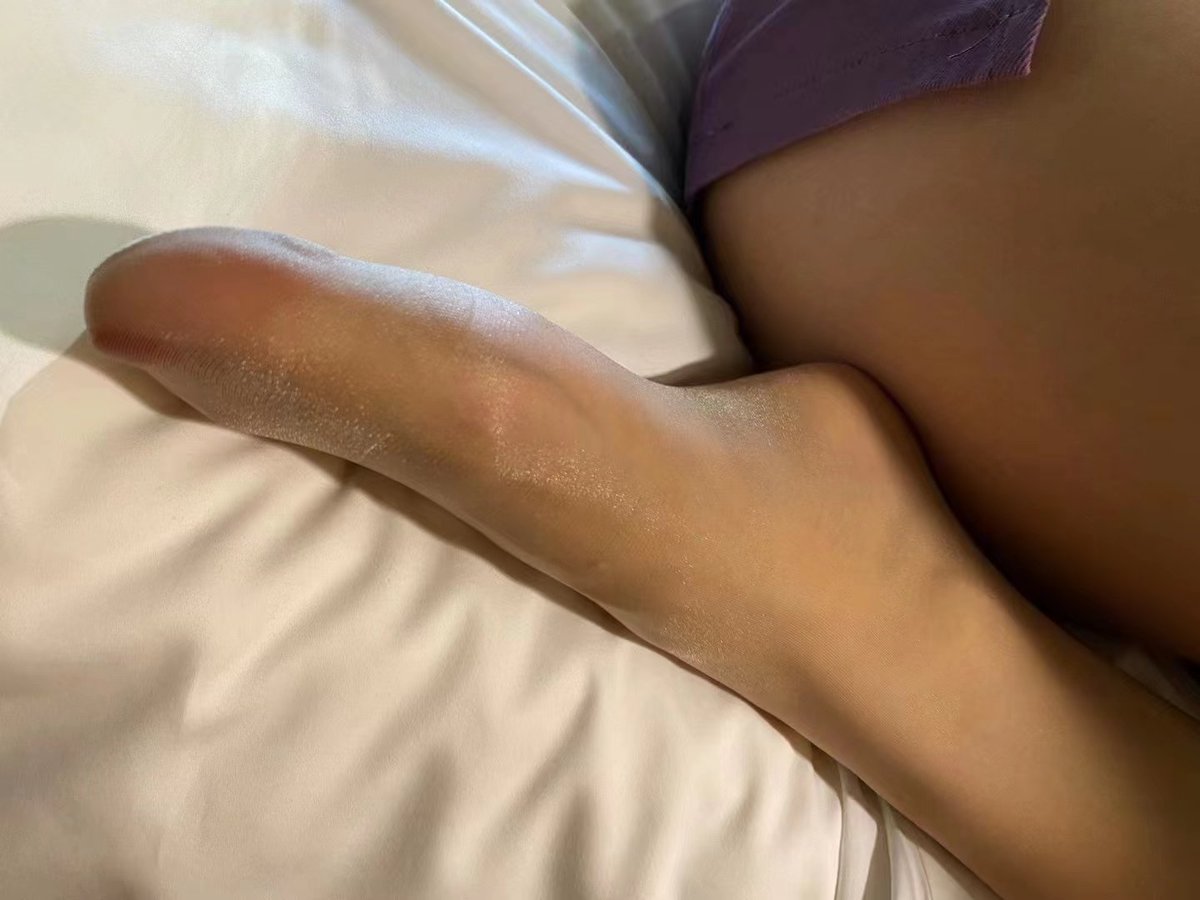 原味黑丝诱惑美脚