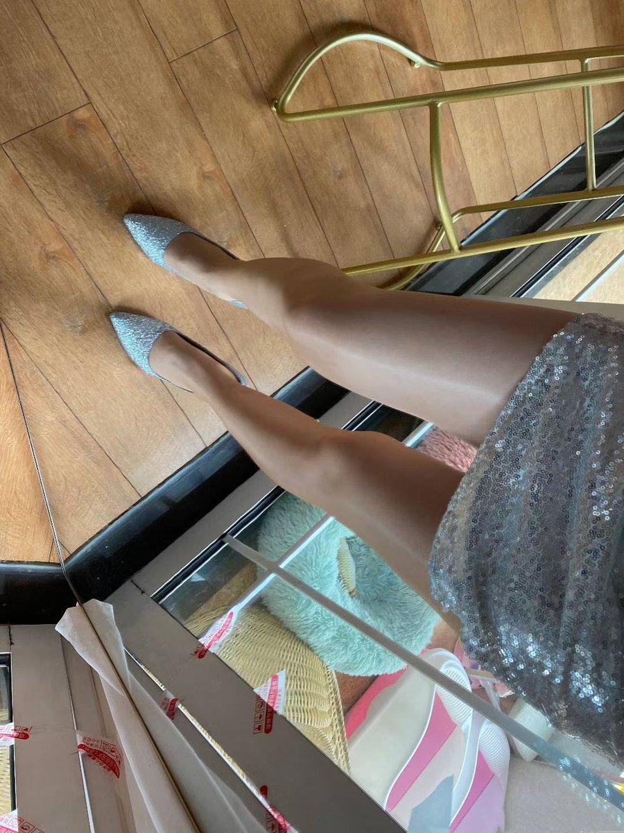 春日最原初丝袜感受