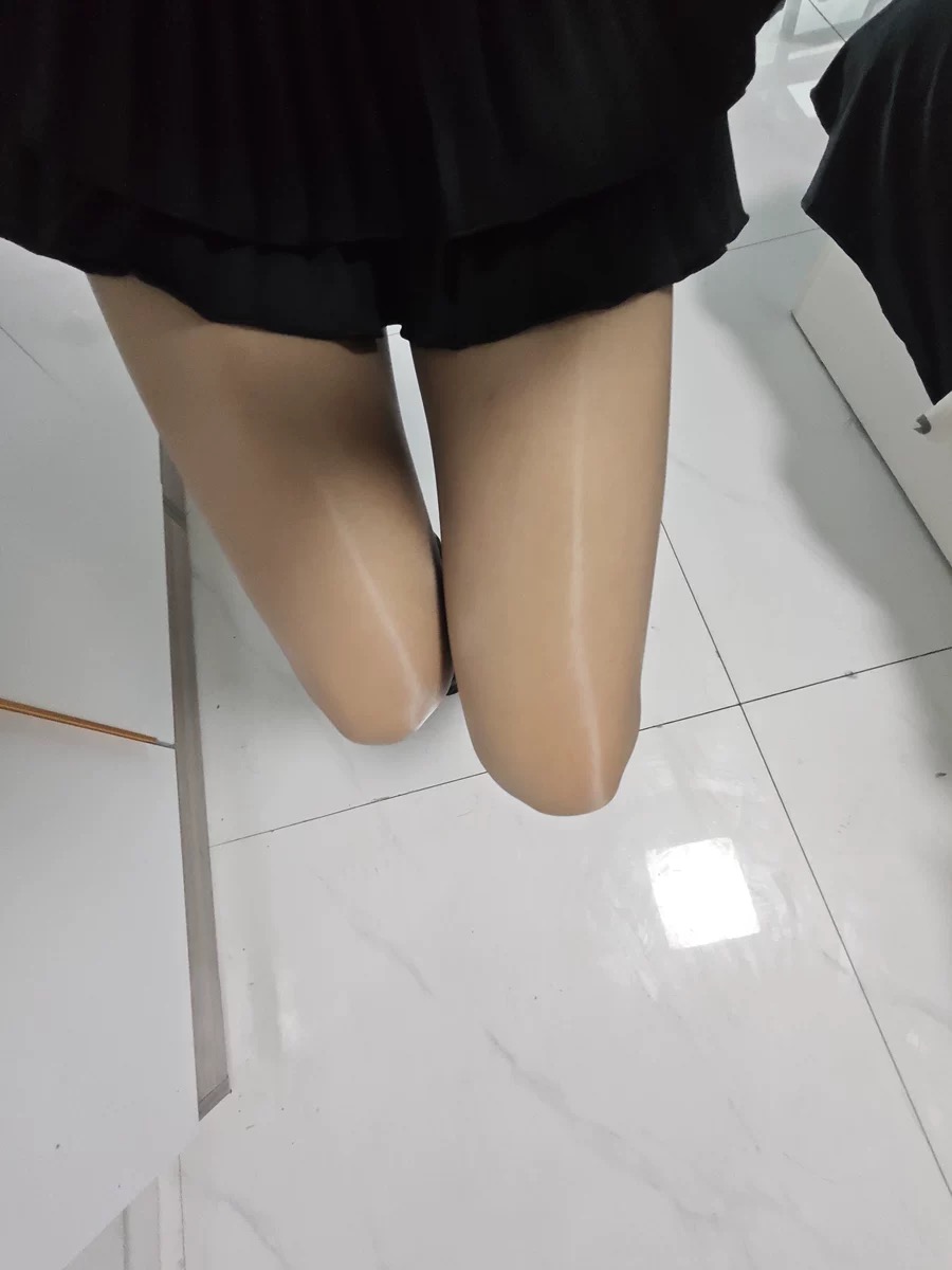 原味丝袜:女性私密部位的最佳伴侣