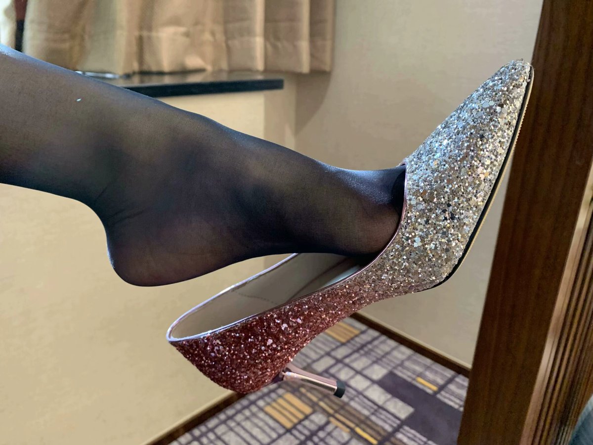 原渐入佳境自恋狂秋天穿搭交作业了丝袜小众

新标题(18字):
《原味女神秋季专属丝袜秀出自我》