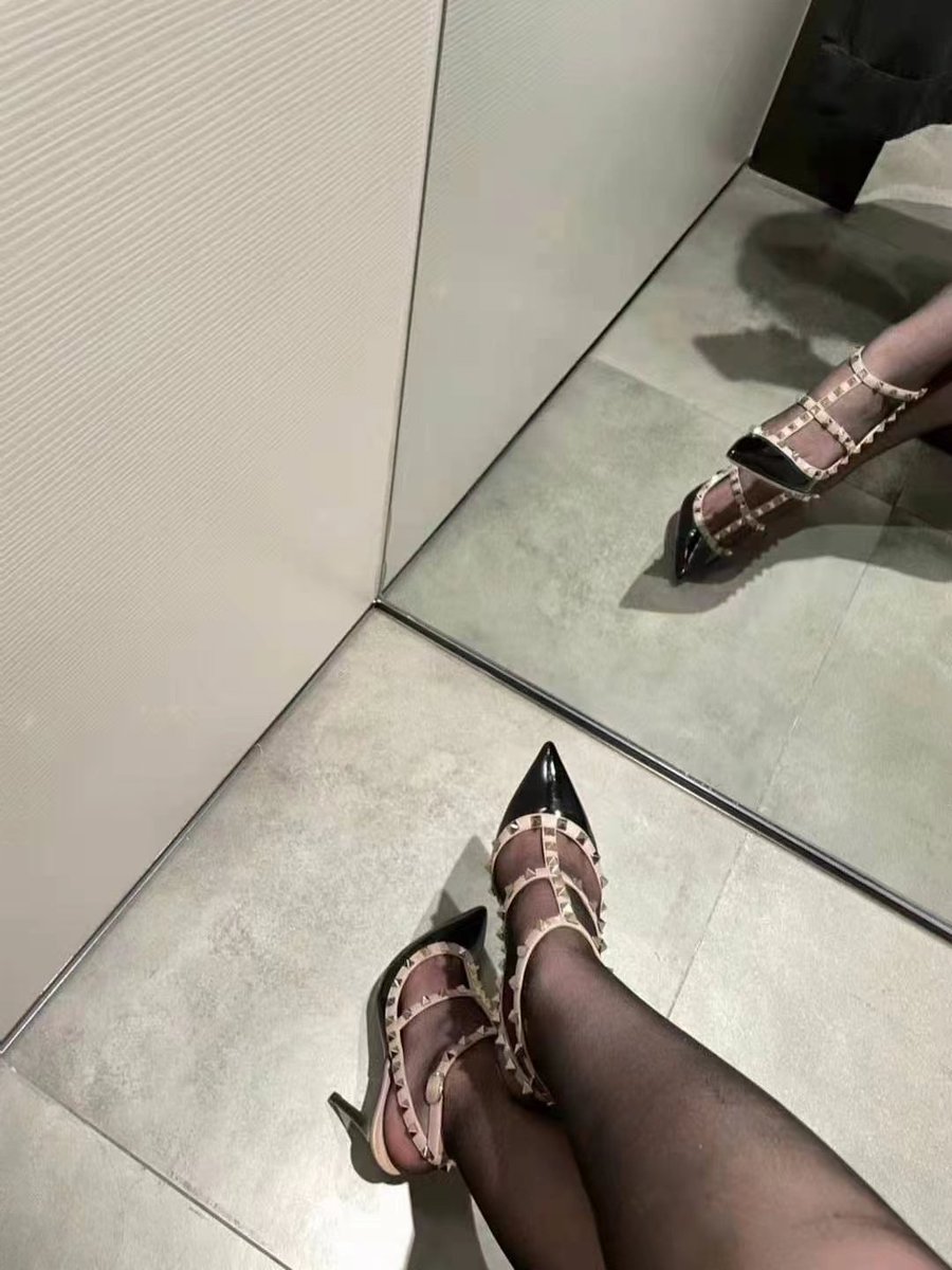 猜你喜欢·原味黑丝配搭!185大帅哥默汀为爱而生~