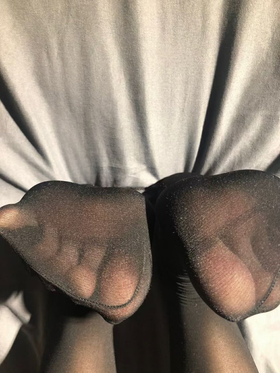 原味丝袜穿搭指南:让每一天都更清纯动人