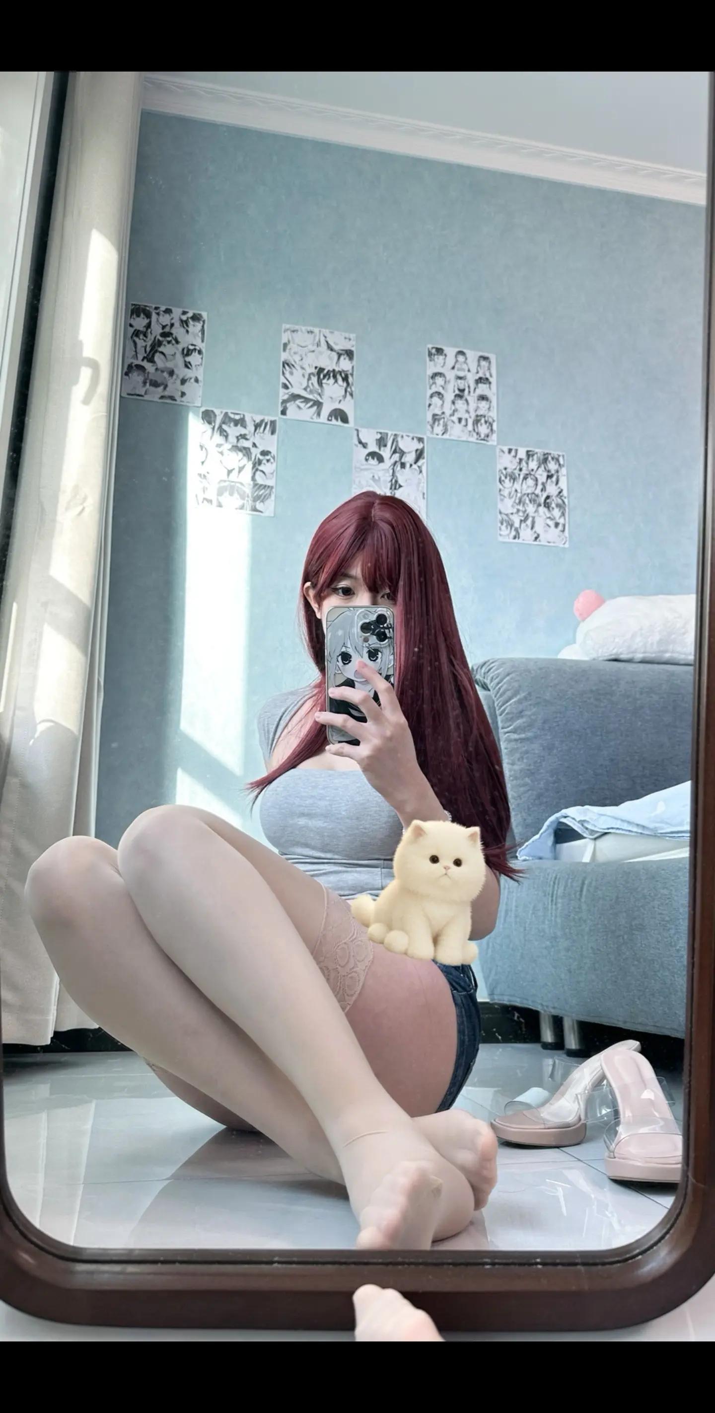 真正的美从哪里开始?外表会看腻的你,只需原味丝袜!