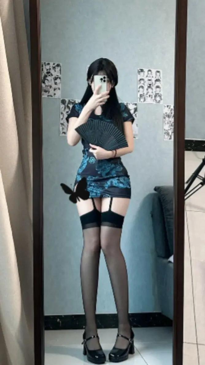 黑丝原味显腿长 内搭外穿锁色持久