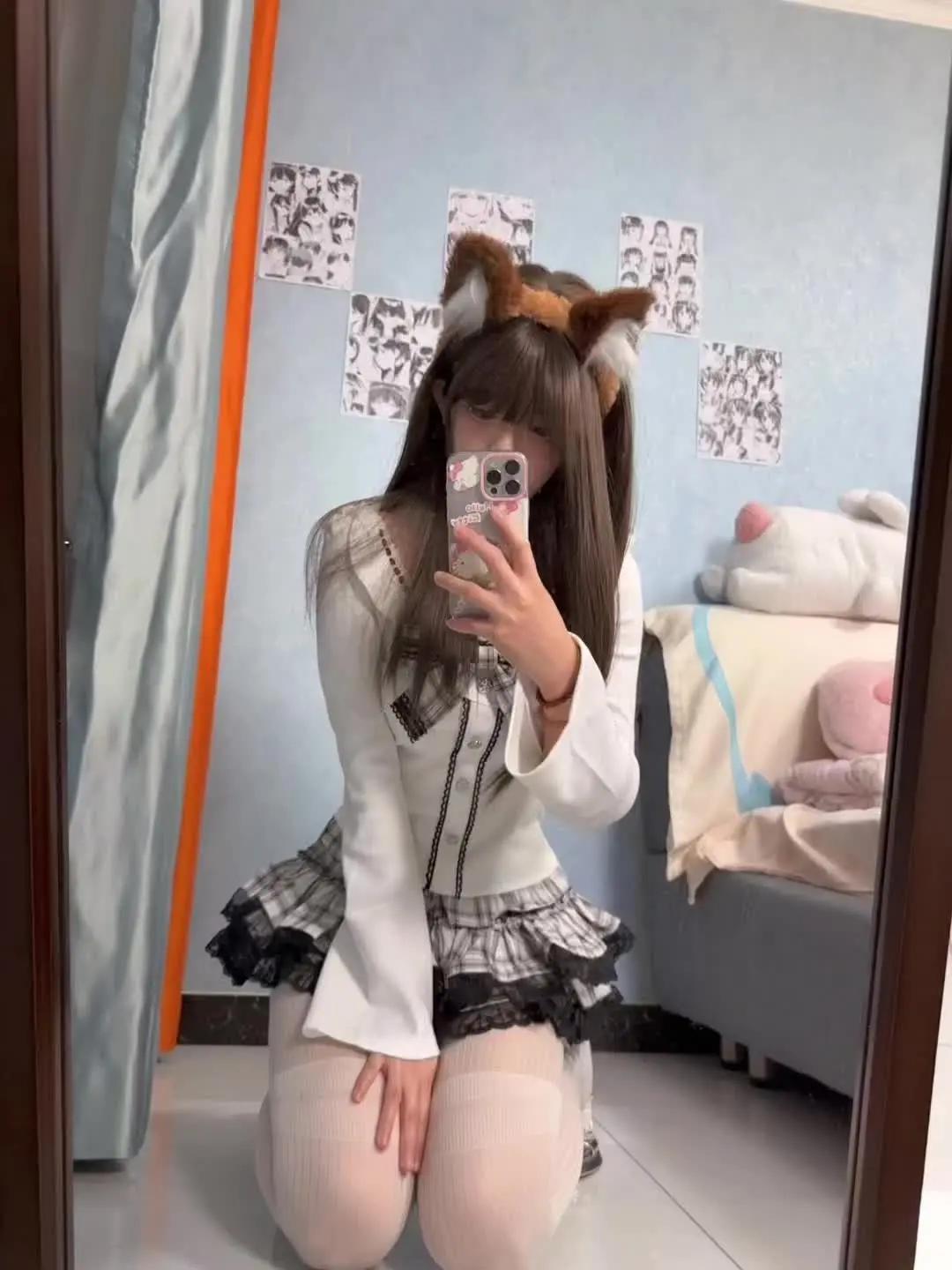 纯真女孩的肌肤之美 原味丝袜显本色