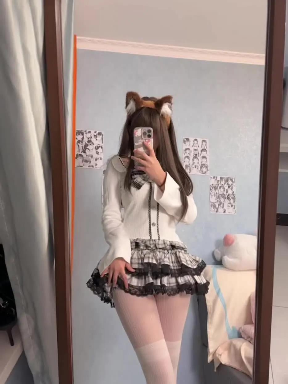 纯真女孩的肌肤之美 原味丝袜显本色