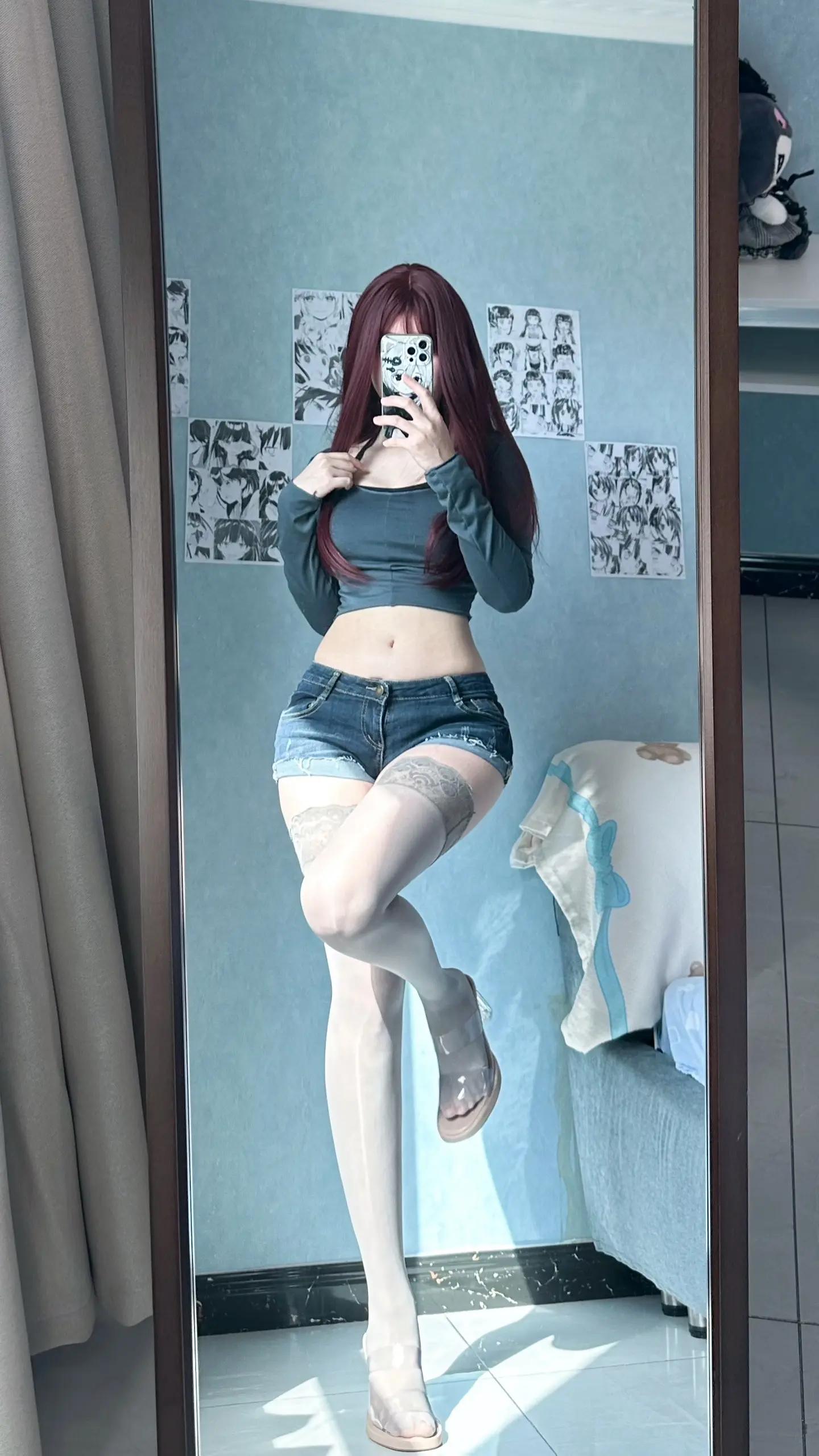 纯原女性用品 丝袜美腿诱惑(16个字符)